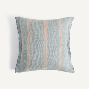 Housse de coussin AM.PM Virel en lin rayé avec double volant bleu canard