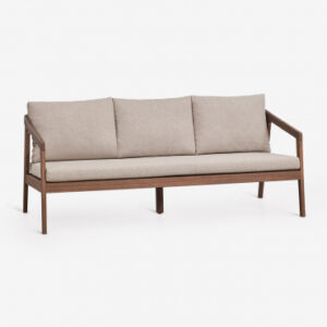 Canapé Kaela Sklum brun avec structure en acacia et coussins en tissu