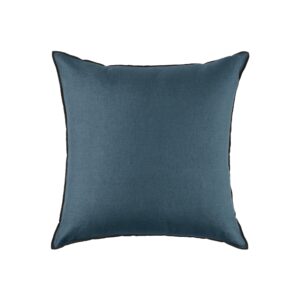 Housse de coussin Madura Carlina en lin bleu avec finition bourdon noir