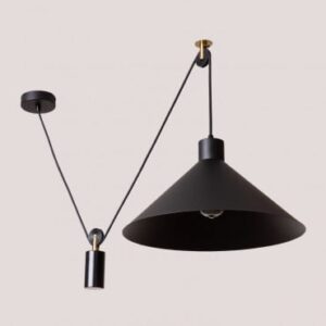 Suspension Filat Sklum en fer noir au style industriel pour intérieur