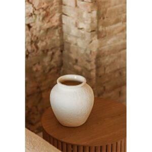 Vase Melgrat Sklum en céramique à texture rugueuse et finition rustique