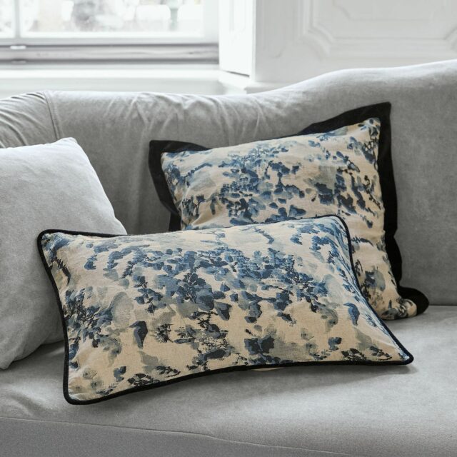 Lot de deux housses de coussin Miretique LOBERON à imprimé aquarelle double face