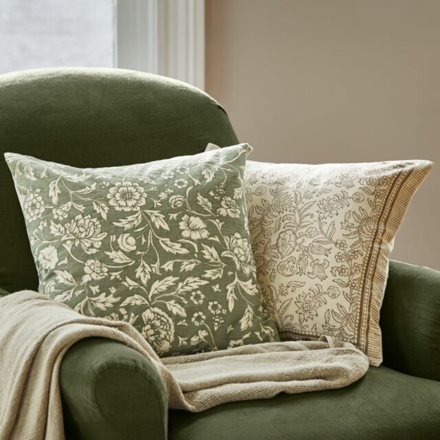 Housses de coussin LOBERON Ovixal en coton à motifs floraux naturels