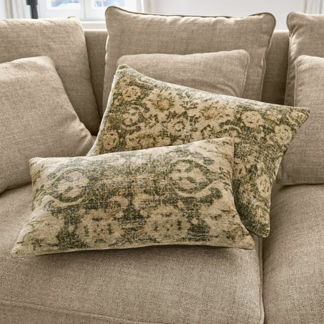 Housses de coussins Calperino LOBERON au motif oriental beige et vert