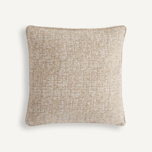 Housse de coussin AGOSTINA en jacquard chenille beige, finition passepoilée