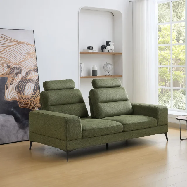 Canapé UDALIO trois places vert en tissu texturé avec têtières amovibles
