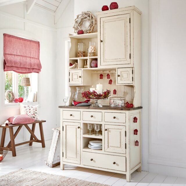 Buffet LOBERON Peteersham en bois peint avec plateau en orme foncé