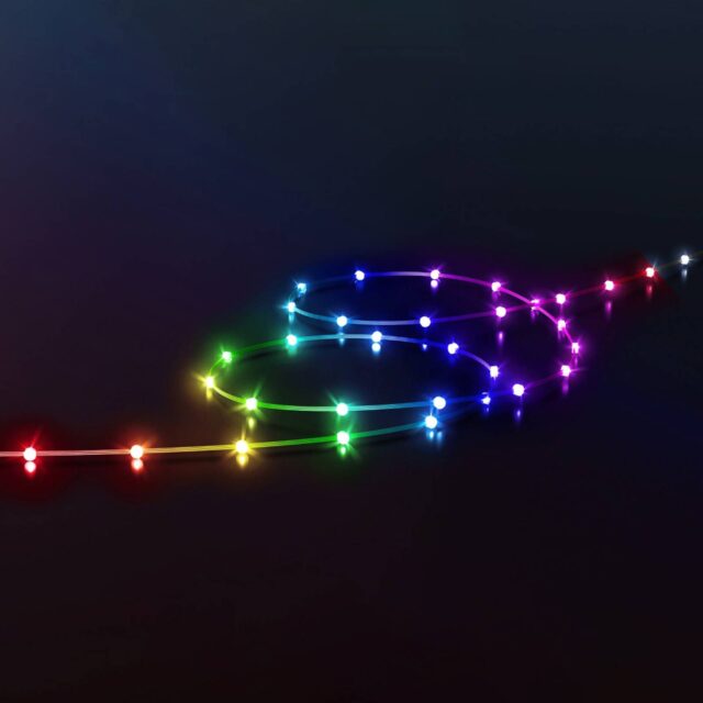 Guirlande lumineuse Twinkly Dots transparente à points LED RVB sur câble flexible