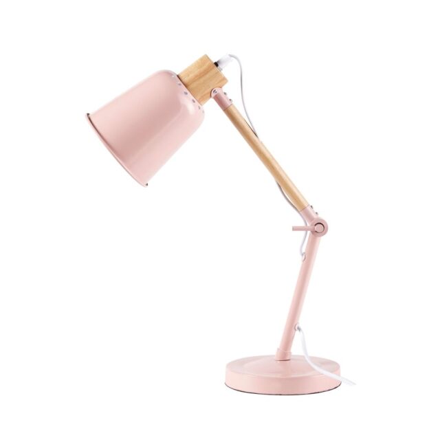 Lampe PIXIE Maisons du Monde en métal rose pastel, posée près d’un bureau